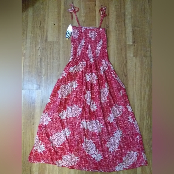 Palmwave Hawaii Dresses & Skirts - 🆕🍍❤️ ON SALE NWT Pineapple Print Hawaiian Sundress